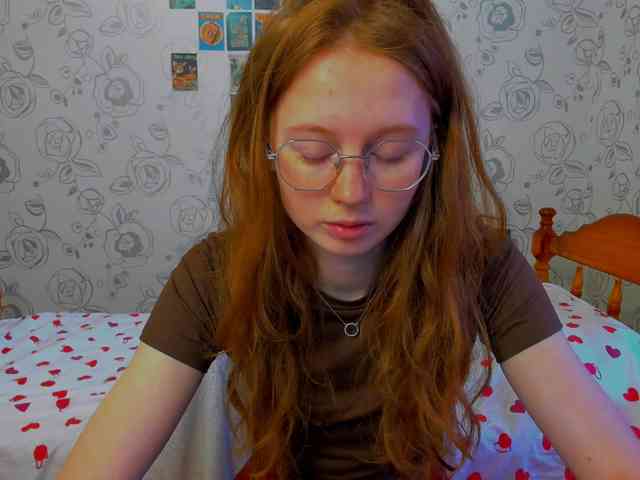 LunaFoxy webcam