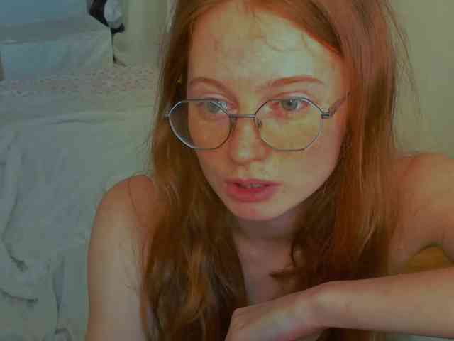LunaFoxy webcam