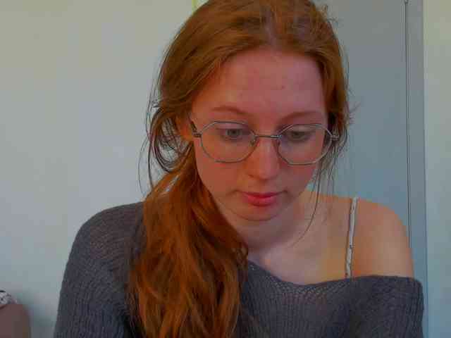 LunaFoxy webcam