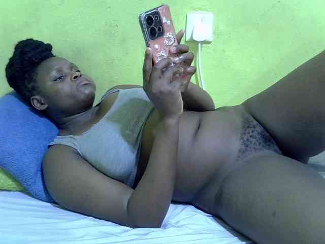 queendebbie
