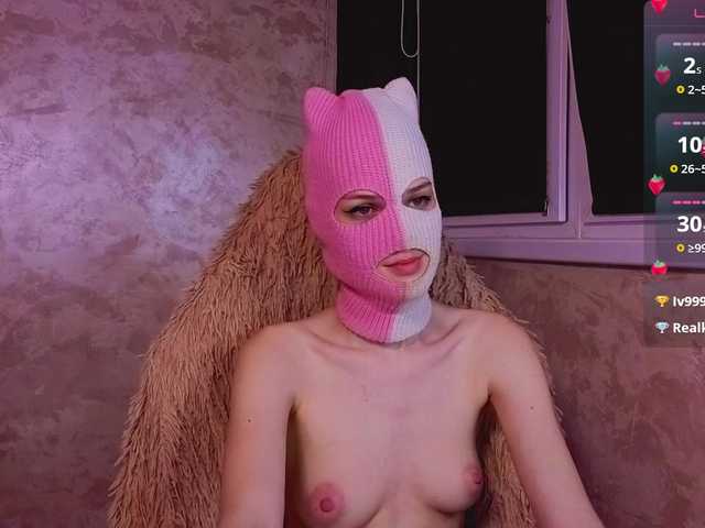 Domiiiniiicana live cam on BongaCams