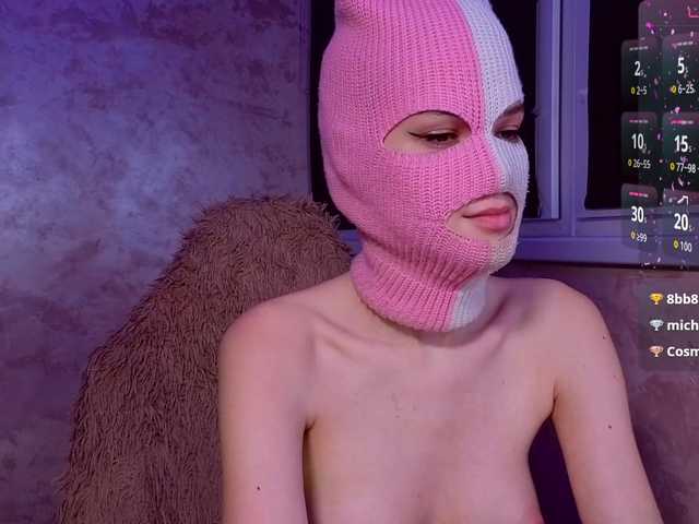 Domiiiniiicana's BongaCams show and profile