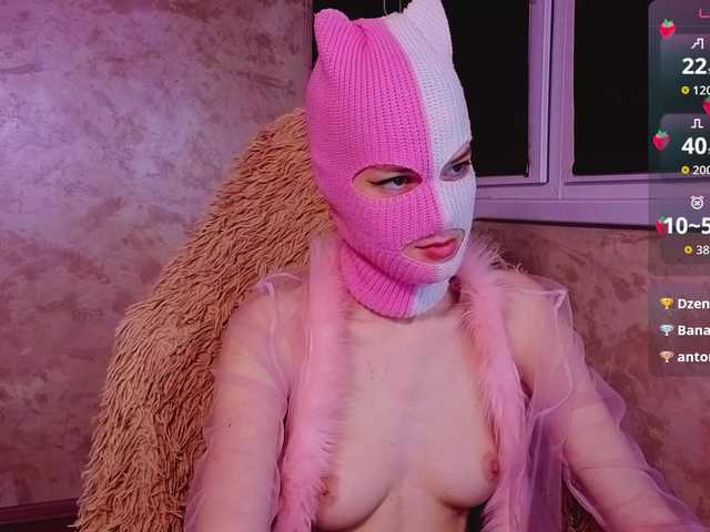 Domiiiniiicana live cam on BongaCams