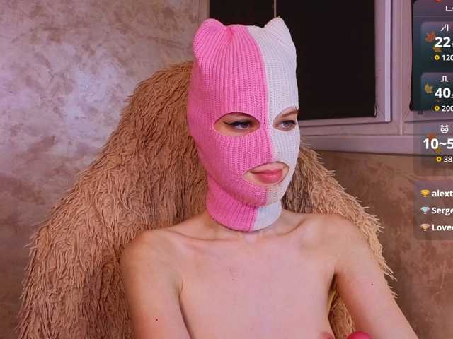 Domiiiniiicana live cam on BongaCams