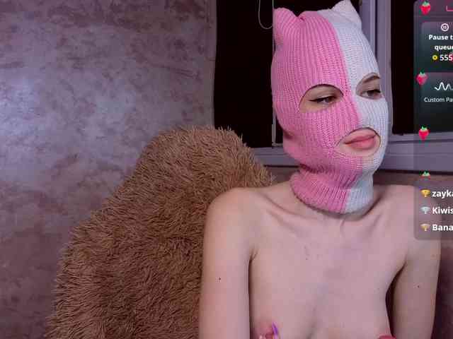 Модель: Domiiiniiicana