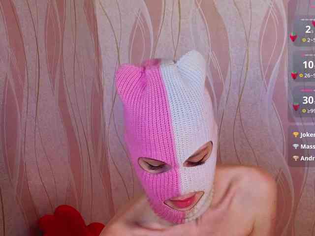 Model: Domiiiniiicana