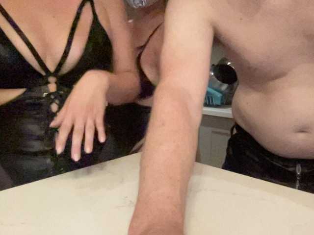 FilthyFriends69 live cam on UnifiedCams