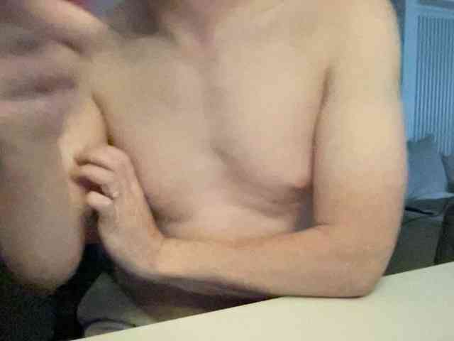 Model: FilthyFriends69