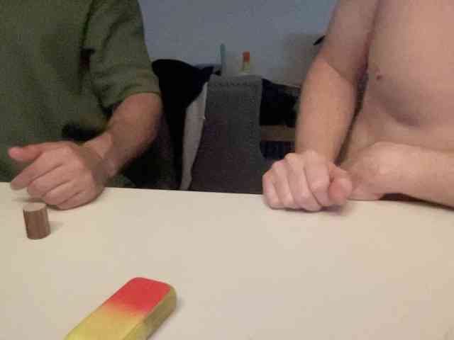 FilthyFriends69 webcam