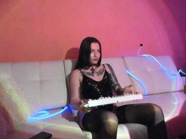 DominatrixDemonia