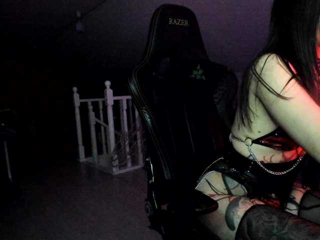 Demonia666's BongaCams show and profile