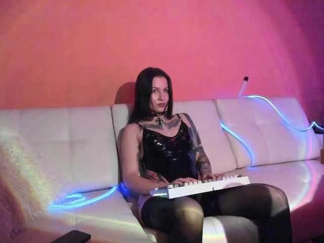 DominatrixDemonia
