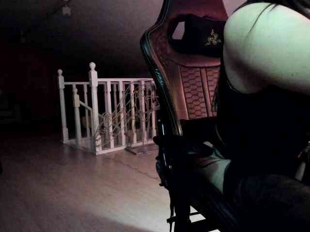 DominatrixDemonia webcam