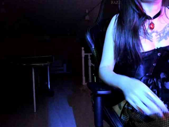 DominatrixDemonia webcam