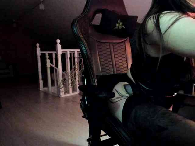 DominatrixDemonia webcam