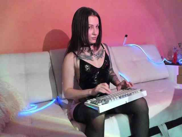 DominatrixDemonia webcam