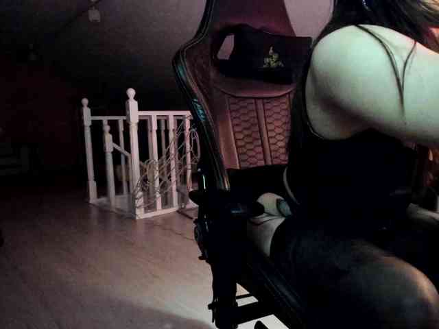 DominatrixDemonia webcam