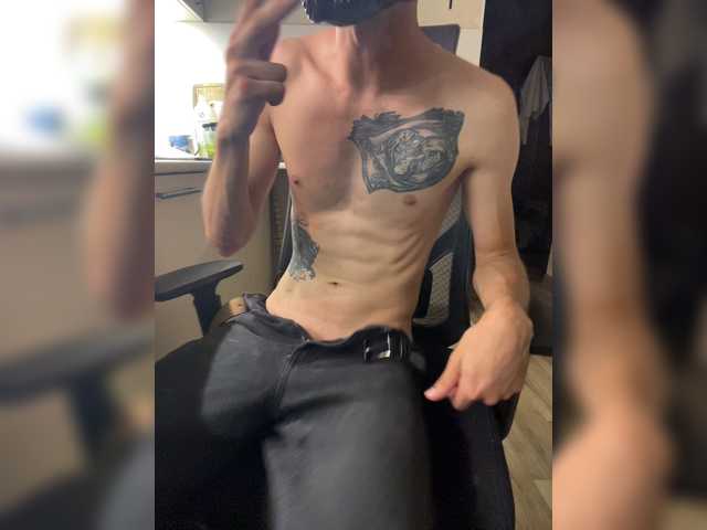 AzartnyiMalyi live webcam show