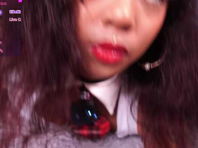 AlondraSparrow webcam
