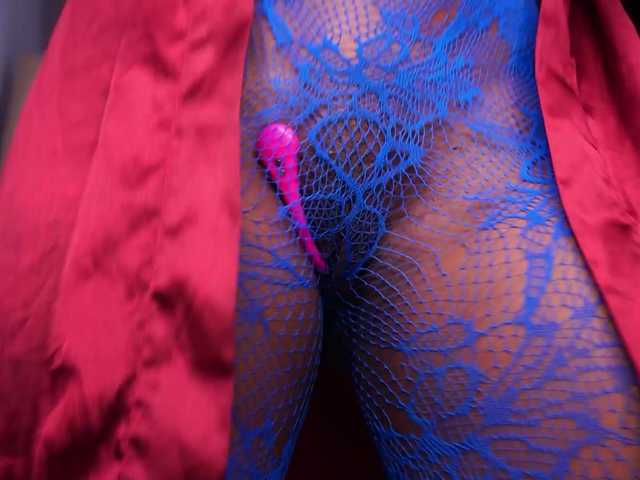 alondrasparrow live cam on BongaCams