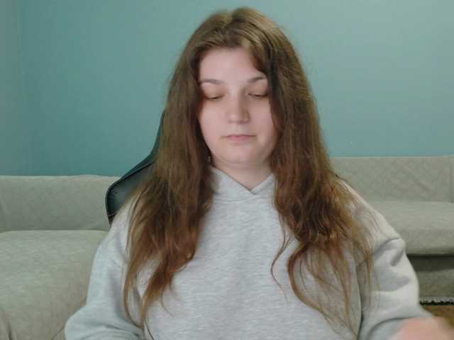 TreeJeanne live cam preview