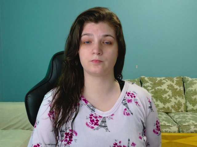 TreeJeanne Live Cam and Statistics on UnifiedCams