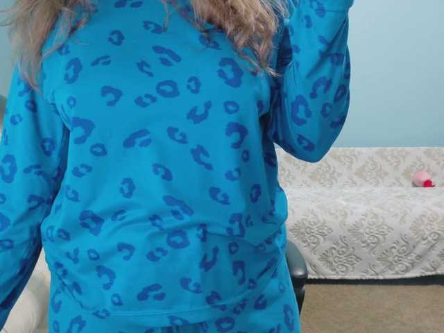 TreeJeanne live cam on BongaCams