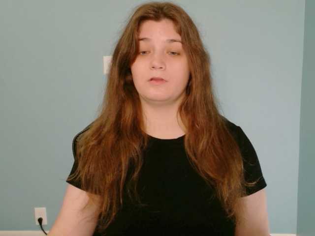 le modèle TreeJeanne est en webcam porno dans un show sur le site bongacams, il possède les tags suivants: White/Caucasian,Redhead,Trimmed