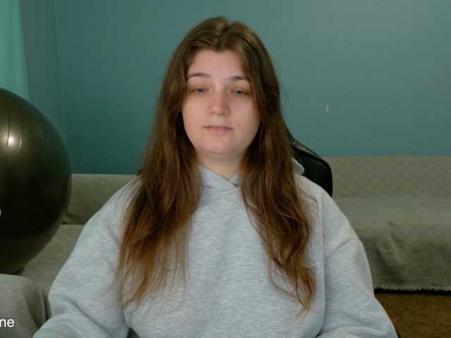 TreeJeanne live cam preview