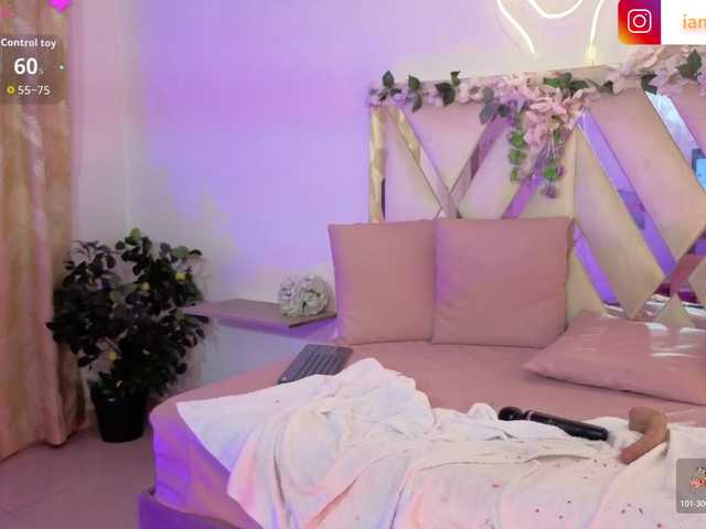 hina-tay's BongaCams show and profile