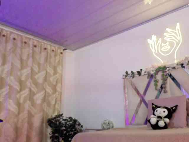 hina-tay webcam