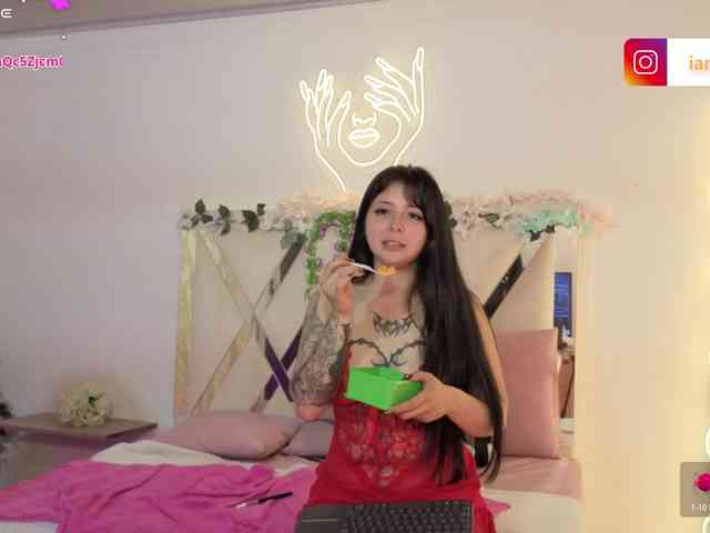 hina-tay webcam
