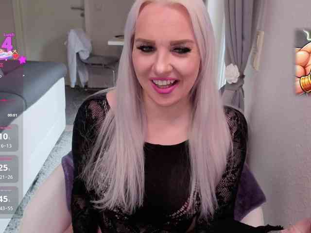MiaXXXLive webcam