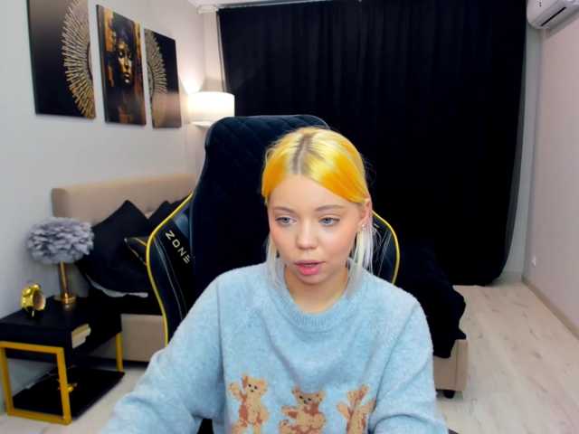 FunnyVibe live cam on BongaCams