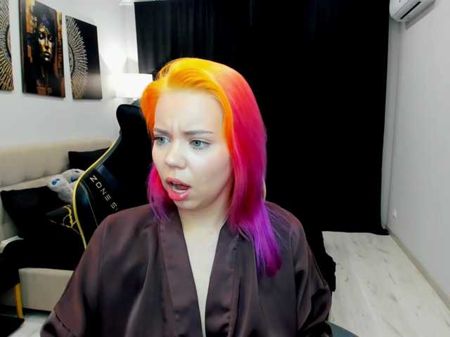 FunnyVibe live cam on BongaCams