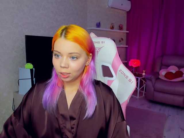 FunnyVibe live cam on BongaCams