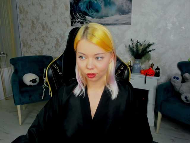 FunnyVibe live cam on BongaCams