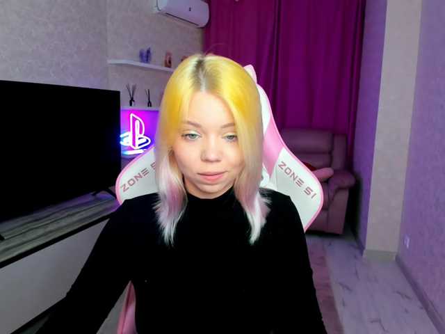 FunnyVibe live cam preview