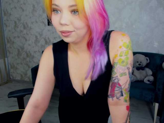 FunnyVibe live cam on BongaCams