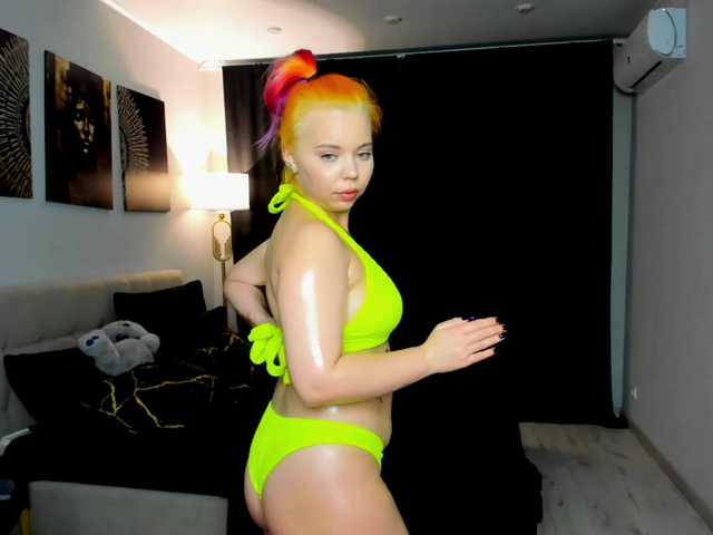 FunnyVibe live cam on BongaCams