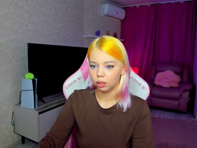 FunnyVibe live cam on BongaCams