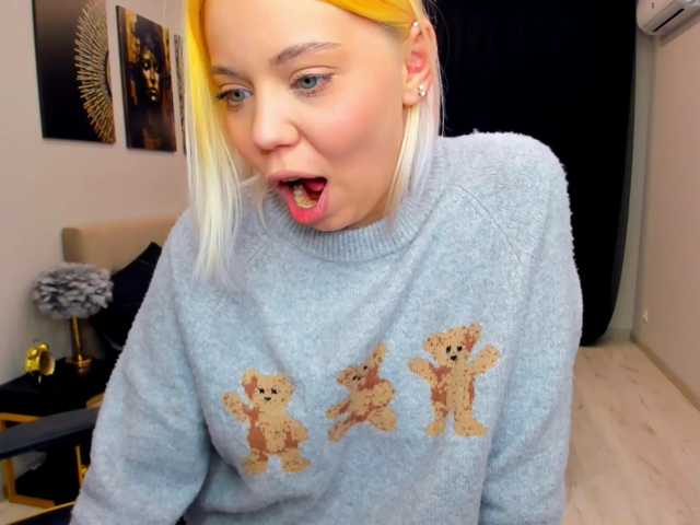 FunnyVibe live cam on BongaCams