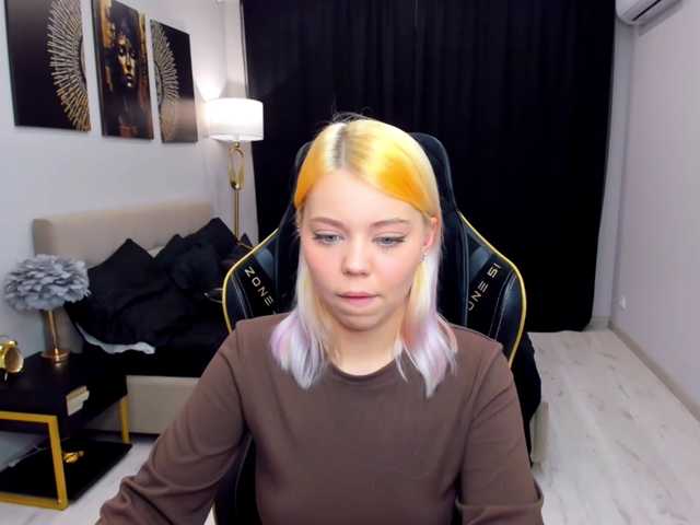 FunnyVibe live cam on BongaCams