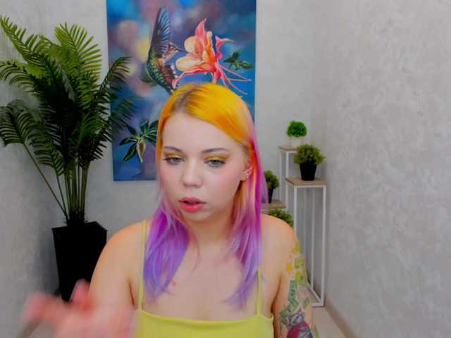 FunnyVibe live cam on BongaCams