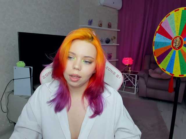 FunnyVibe live cam on BongaCams