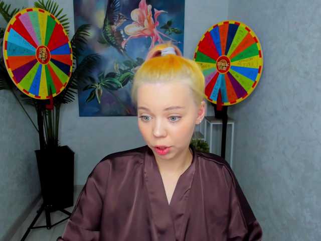 FunnyVibe live cam on BongaCams