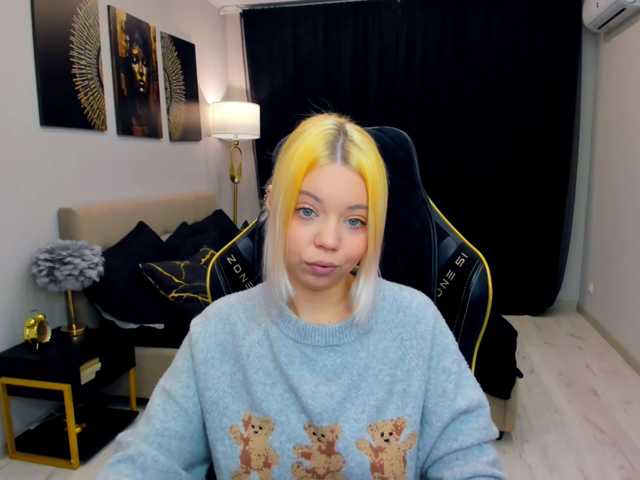 FunnyVibe live cam on BongaCams