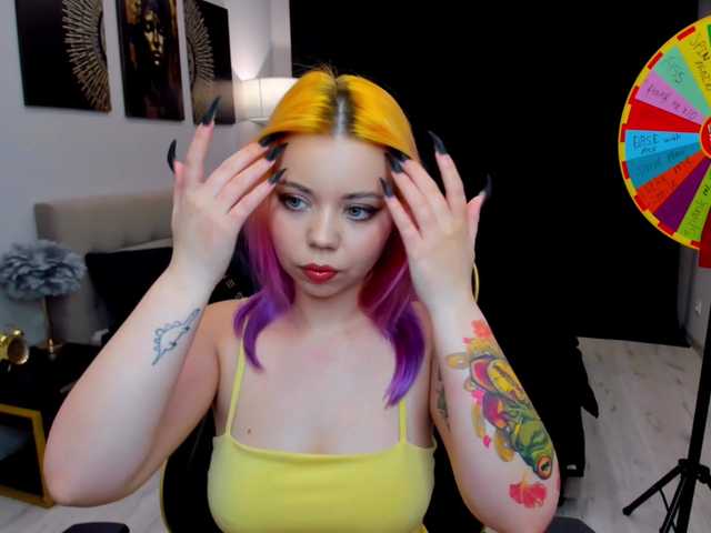 FunnyVibe live cam on BongaCams