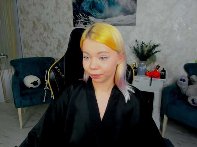 FunnyVibe live cam on BongaCams