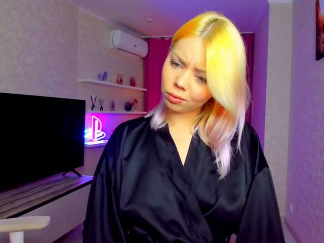 FunnyVibe live cam on BongaCams